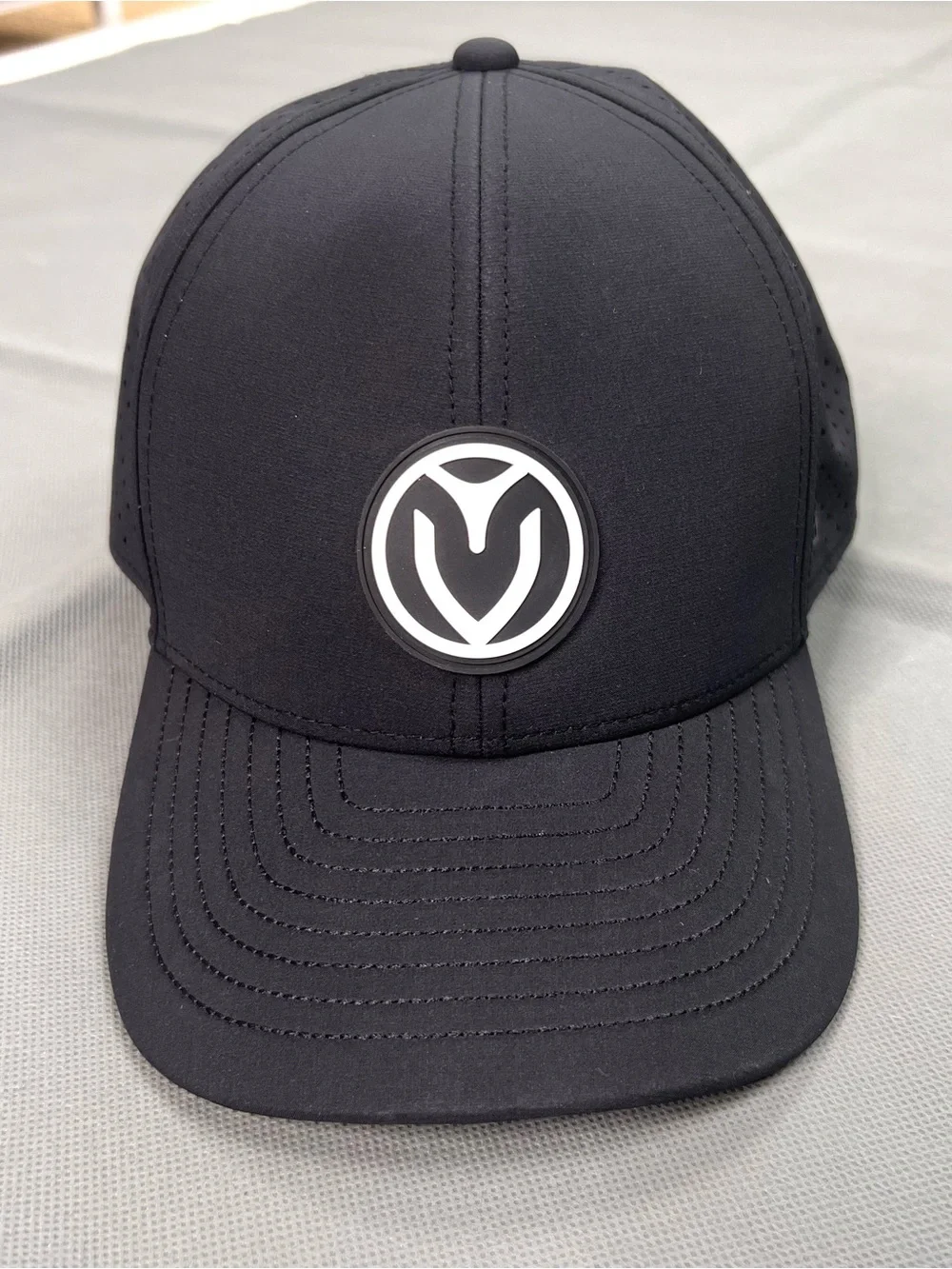 Melin x Vessel Golf Hat A-Game Hydro Snapback Cap Black Classic Fit